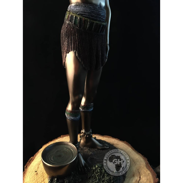 Zulu Maiden African Figurine Bronze Sculpture